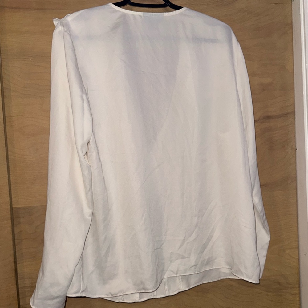Metaphor Ivory Ruffle V-Neck Blouse - Picture 4 of 5
